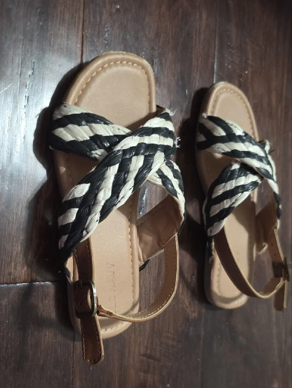 Old Navy Black & Cream Braided Cross-Strap Kids Sandals
